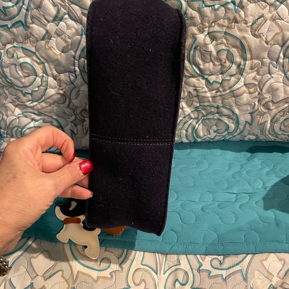 Kate Spade Navy Blue peacoat felt/wool purse EUC w/ pearl butterfly 🦋 charm - Picture 12 of 12